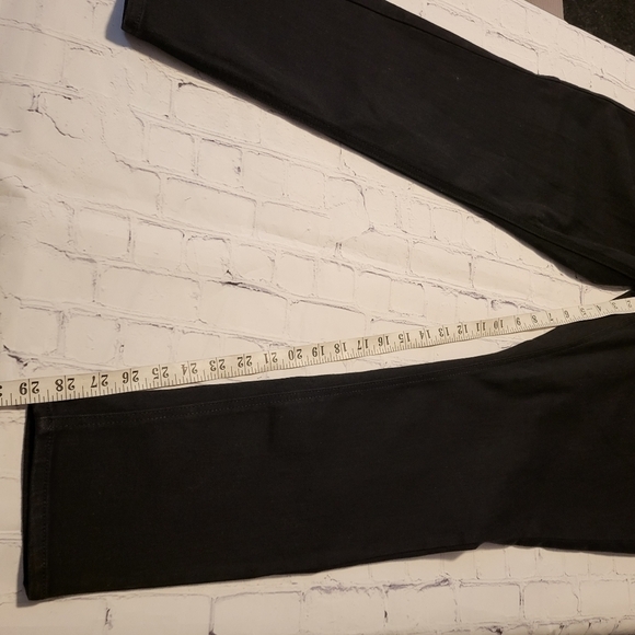 Old Navy Mid Rise Skinny Black Jeans Size 18 - Picture 7 of 9